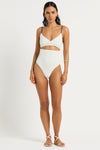 Amira One Piece