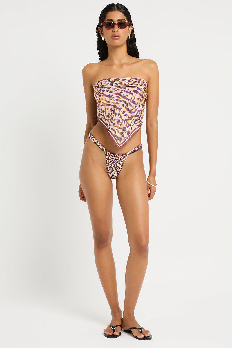 Kaia Sarong in Papillon - Giovanna Detail Crop