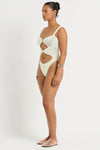 Ring Delphi One Piece