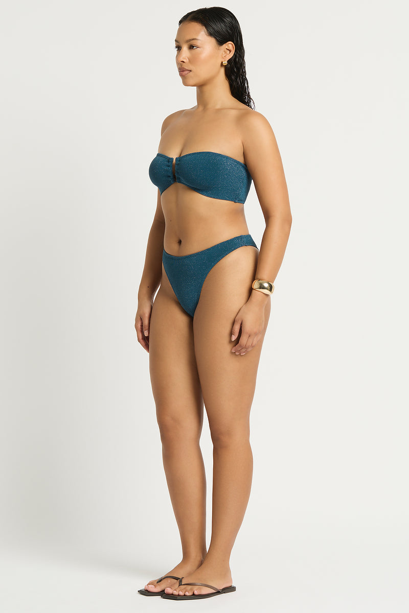 Blake Bandeau in  | bond-eye Australia