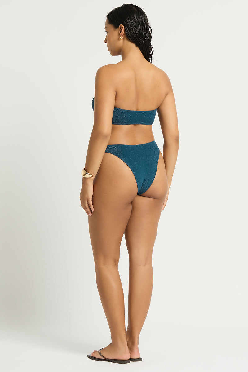 Blake Bandeau in  | bond-eye Australia
